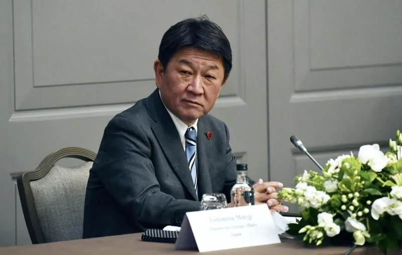 Russia and Japan Foreign Ministers Hold Brief, Constructive Meeting