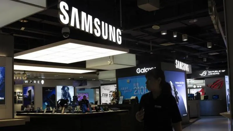Samsung Electronics unveils new Galaxy Z foldable smartphones Fold8 and Flip8