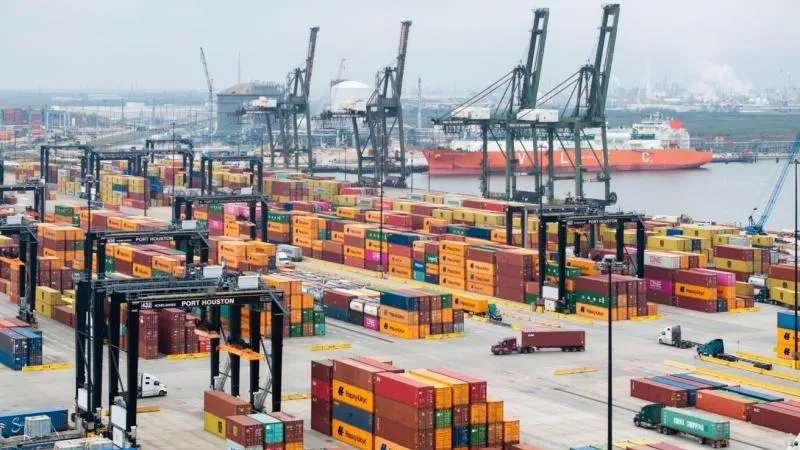 U.S. Imposes 50% Import Tariffs on Canadian Goods